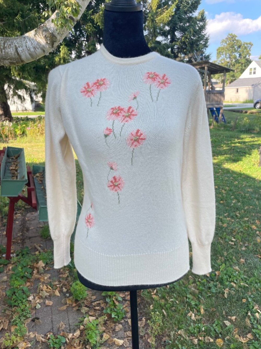 Vintage 60s 70s Pringle of Scotland Cashmere Cream Floral Sweater Zipper S Soft
